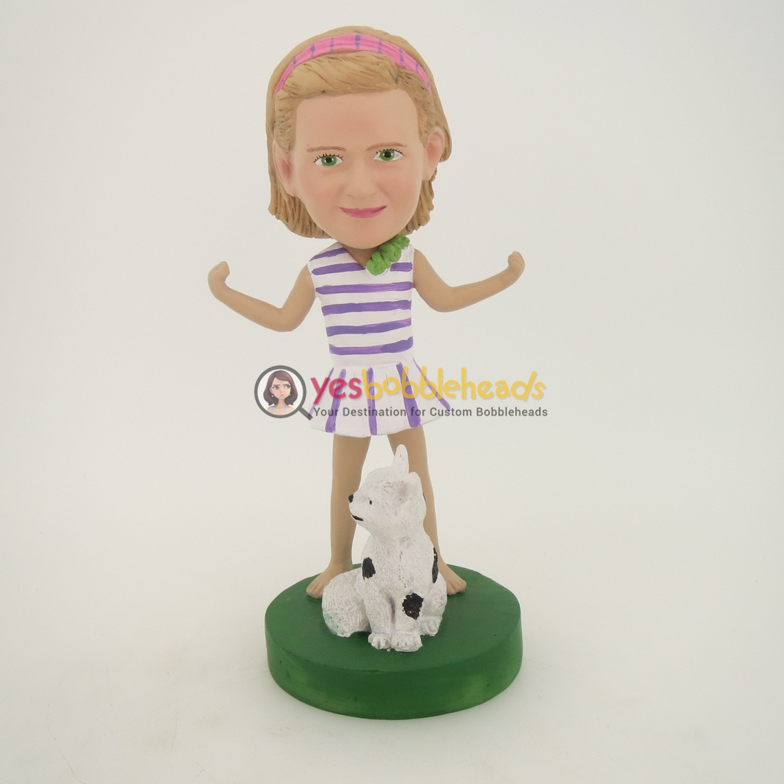 Picture of Custom Bobblehead Doll: Girl And Cat