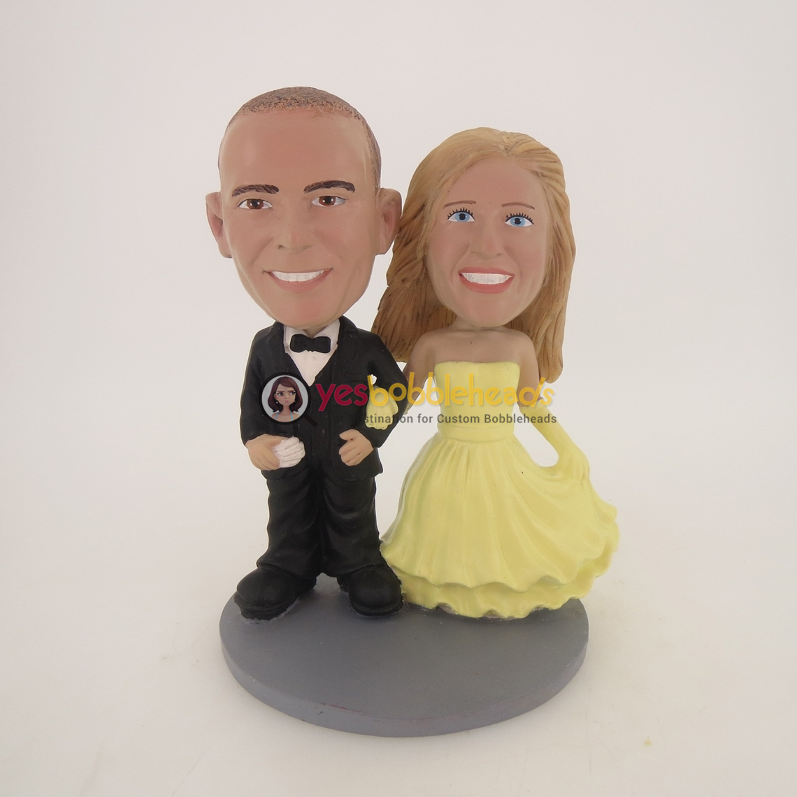 Picture of Custom Bobblehead Doll: Arms Linked Bride And Groom