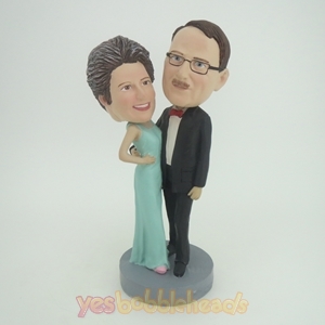 Picture of Custom Bobblehead Doll: Dancing Mother and Father