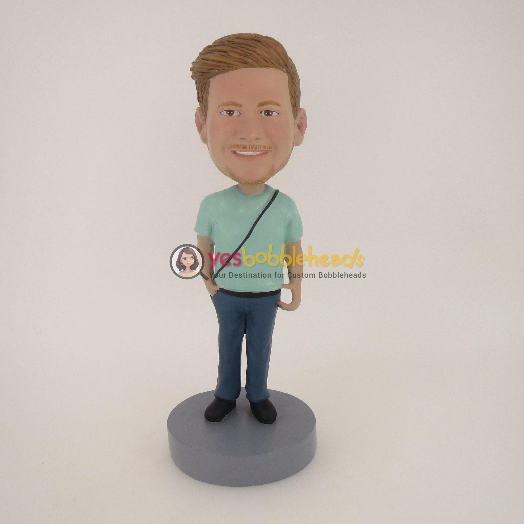 Picture of Custom Bobblehead Doll: Casual Man With A Bag