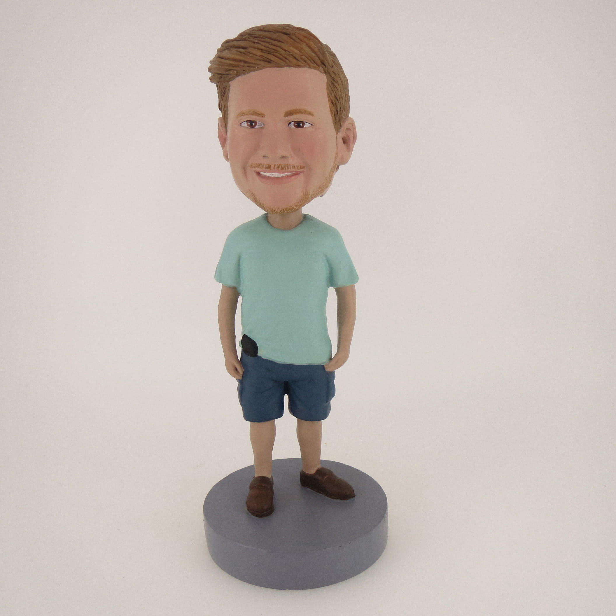 Picture of Custom Bobblehead Doll: Casual Man With Nice Smiles