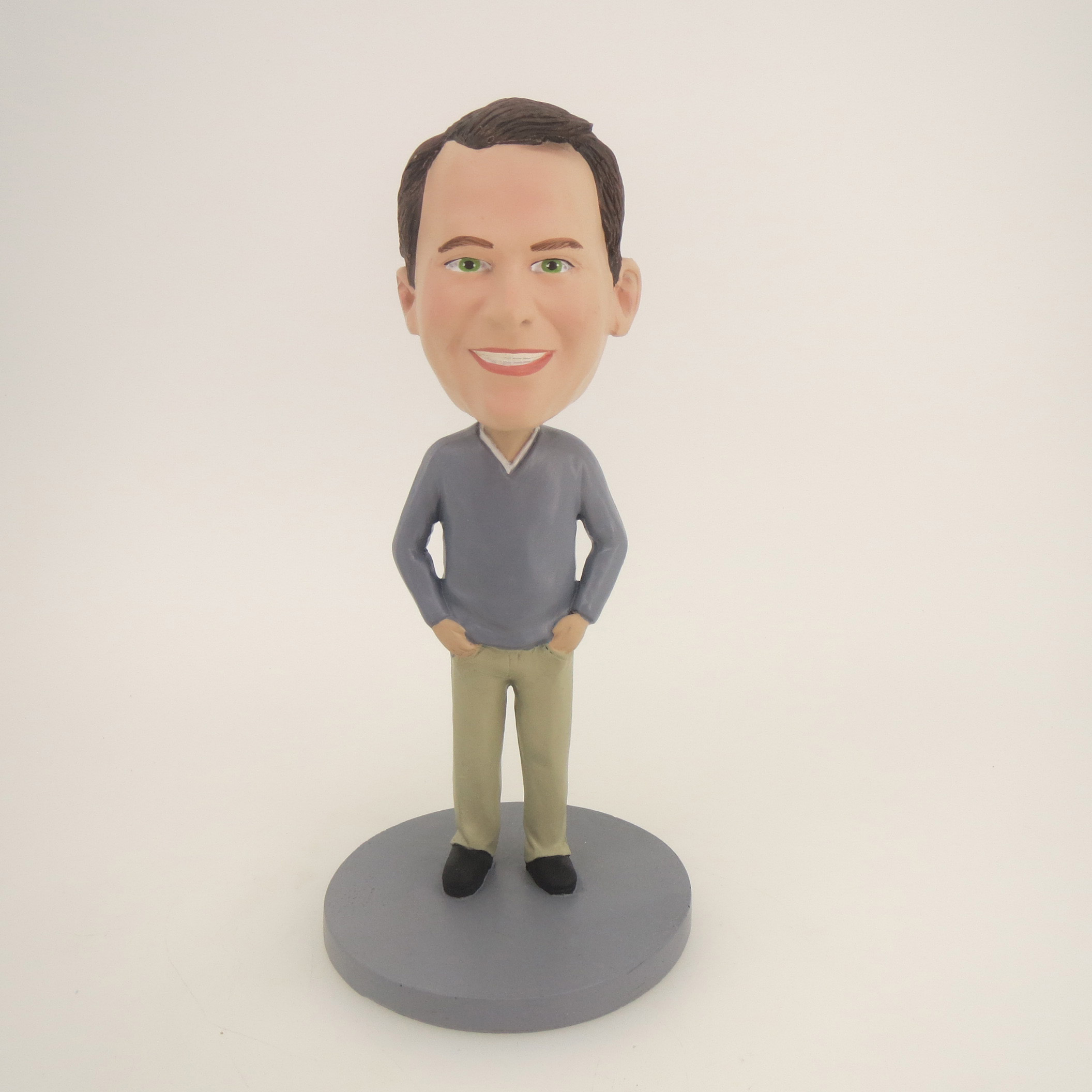 Picture of Custom Bobblehead Doll: Casual Man With Nice Smiling