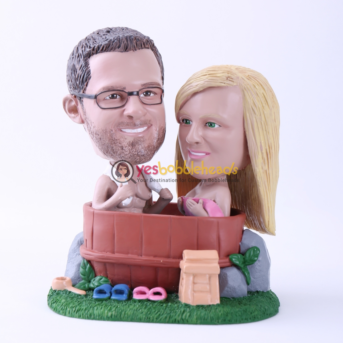 Picture of Custom Bobblehead Doll: Couple Bathing Together