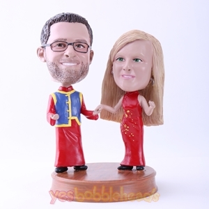 Picture of Custom Bobblehead Doll: Couple in Traditional Chinese Clothing
