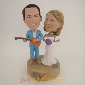 Picture of Custom Bobblehead Doll: Musical Couple Having Beach Fun Time