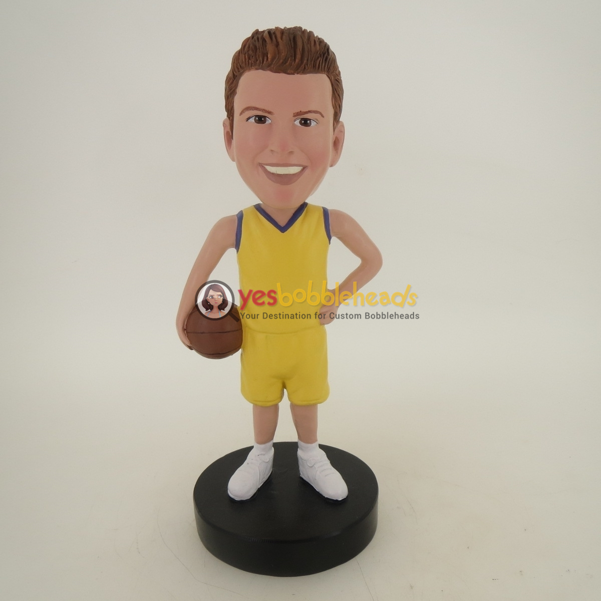 Picture of Custom Bobblehead Doll: Basketball Player Standing Up Happily