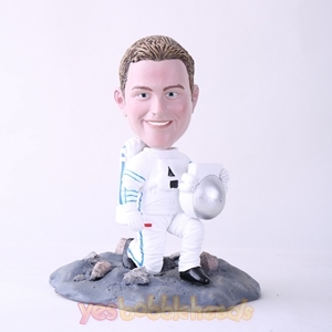 Picture of Custom Bobblehead Doll: Male Astronaut