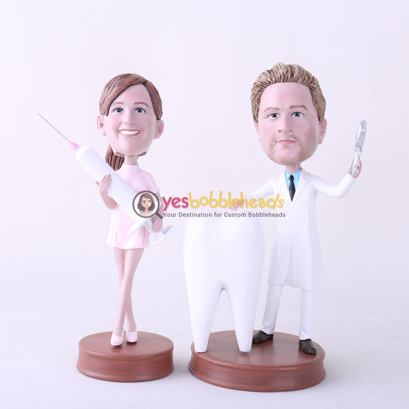 Picture of Custom Bobblehead Doll: Male Dentist & Nurse