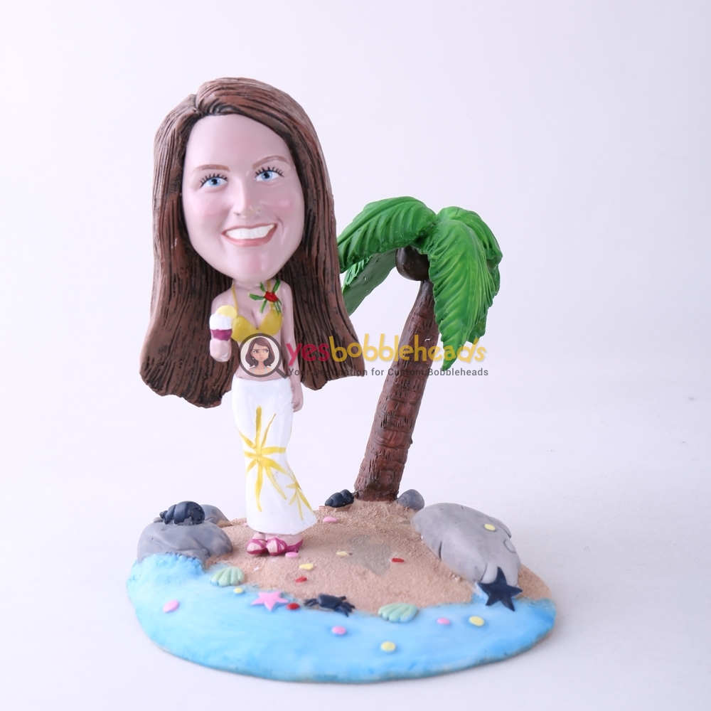 Picture of Custom Bobblehead Doll: Casual Woman Holding Ice Cream On Beach