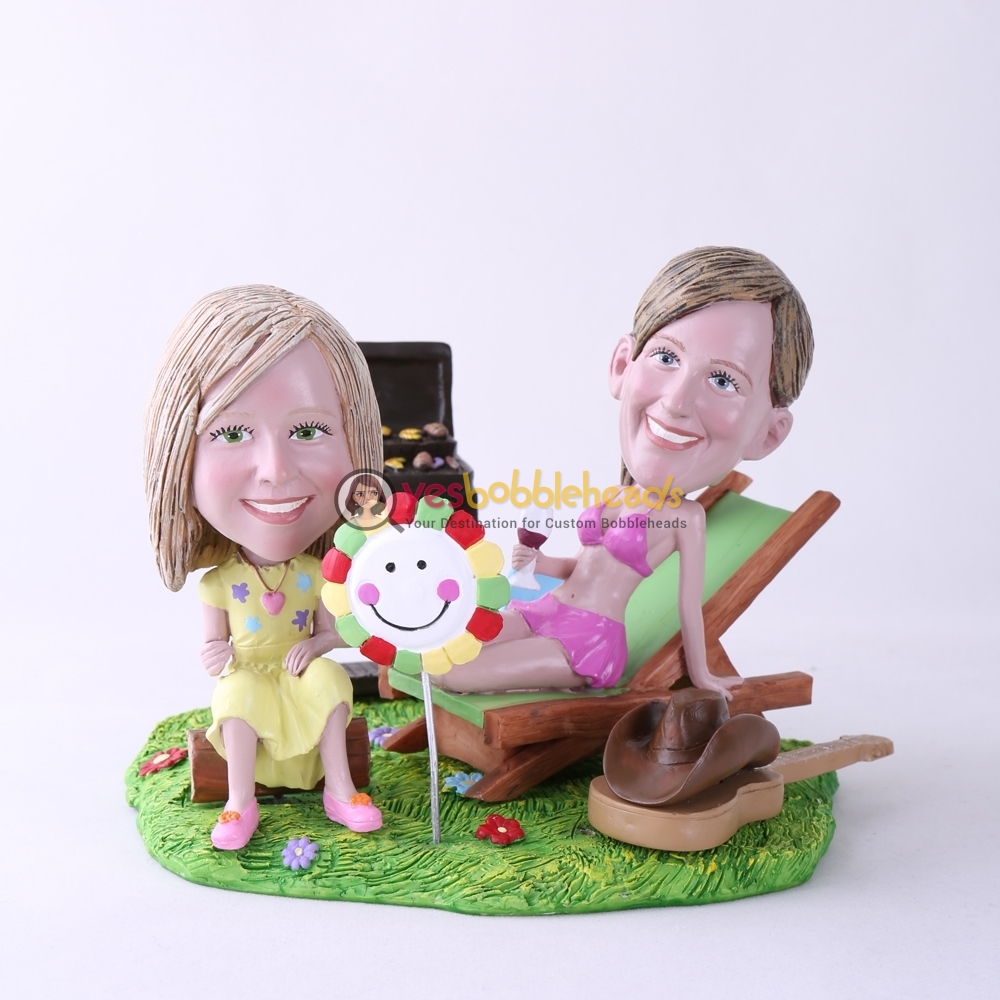 Picture of Custom Bobblehead Doll: BBQ Theme Mother & Daughter