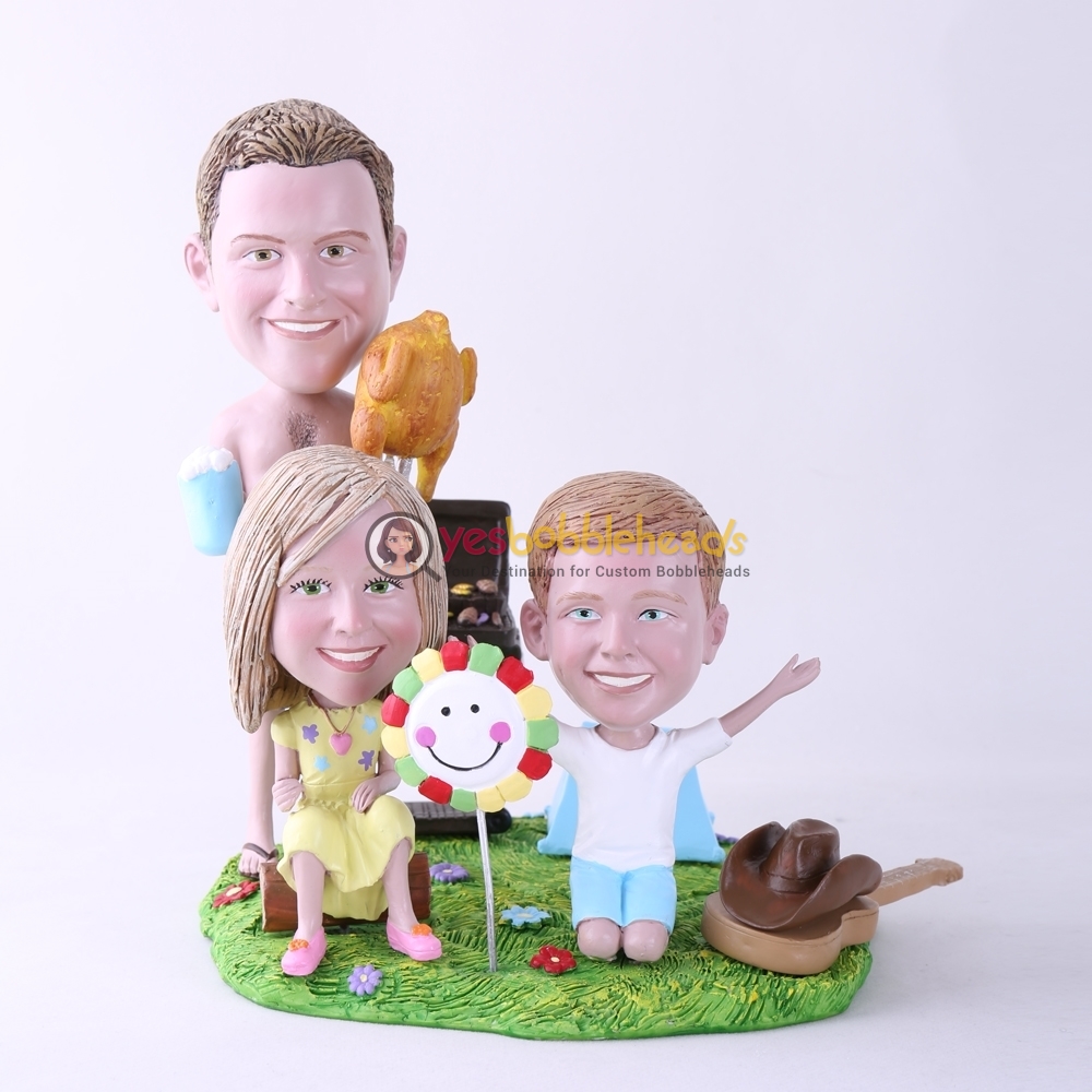 Picture of Custom Bobblehead Doll: BBQ Theme Father & Daughter & Son