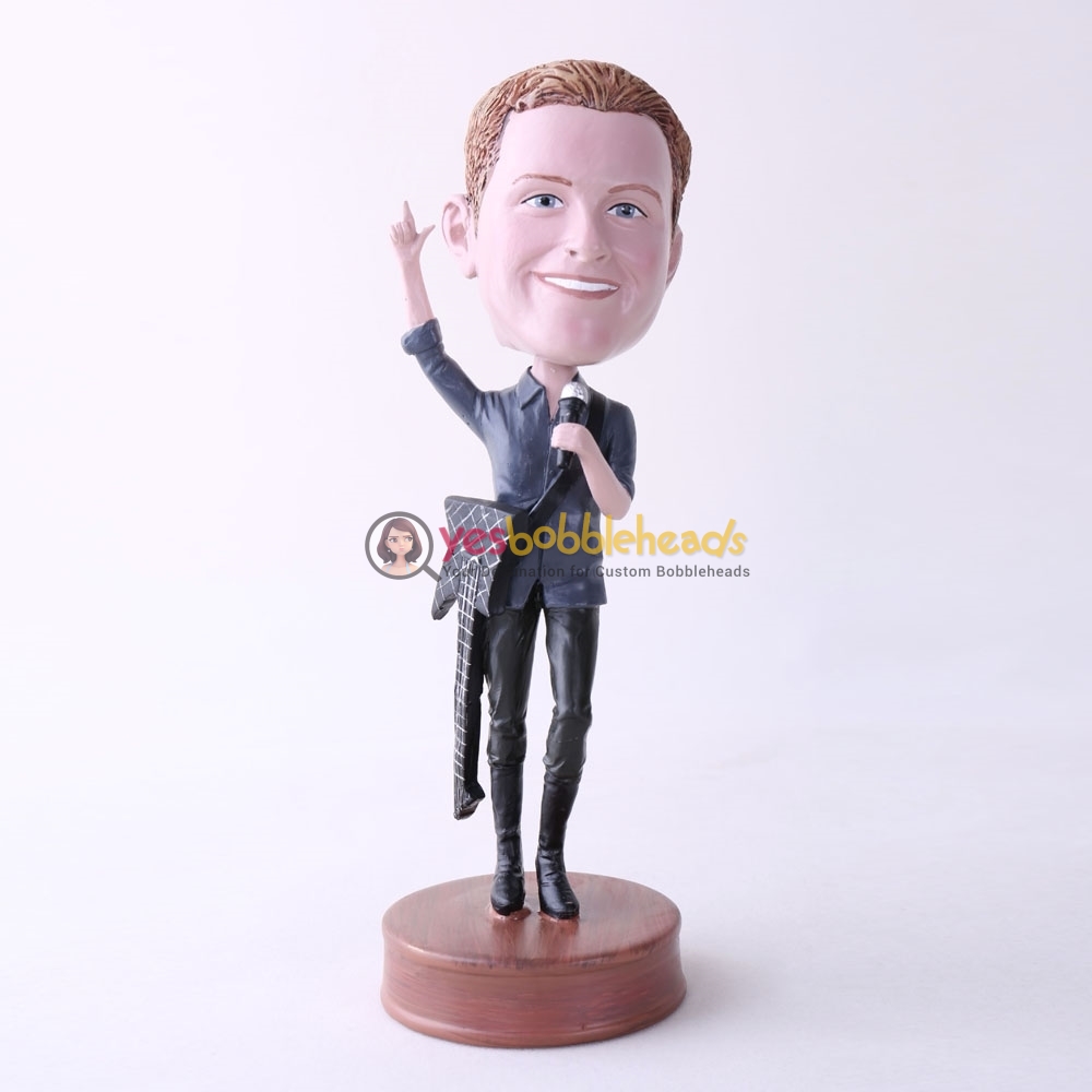 Picture of Custom Bobblehead Doll: Singing Man With A Guitar
