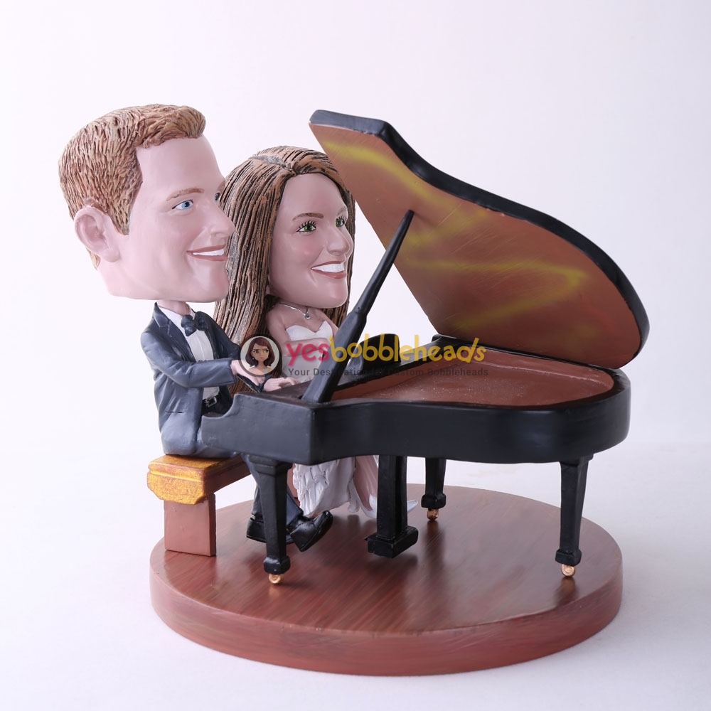 Picture of Custom Bobblehead Doll: Couple Playing Piano