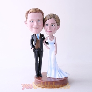 Picture of Custom Bobblehead Doll: Couple Ready For Party