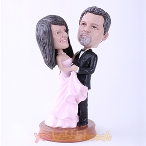 Picture of Custom Bobblehead Doll: Couple Holding Each Other Together