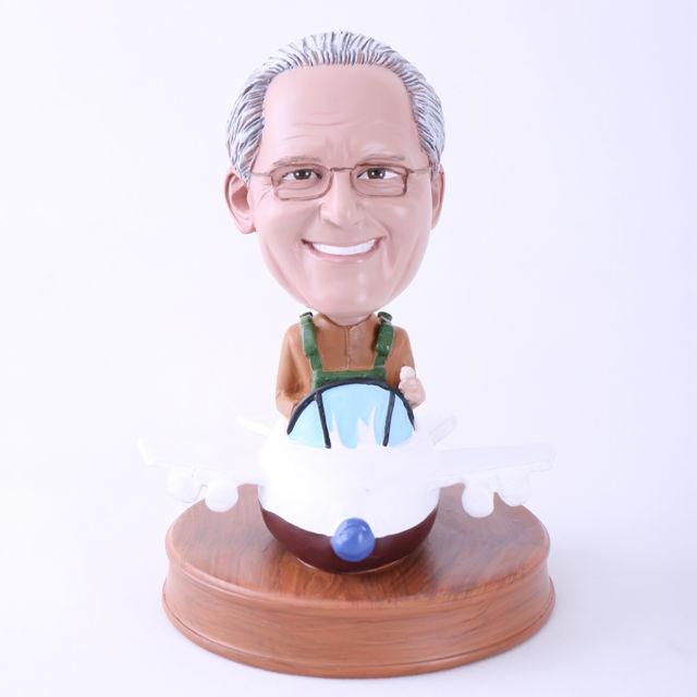 Picture of Custom Bobblehead Doll: Airplane Captain