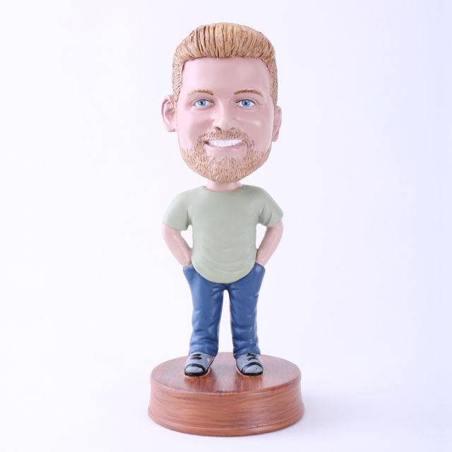 Picture of Custom Bobblehead Doll: Casual Man Hands in Pockets