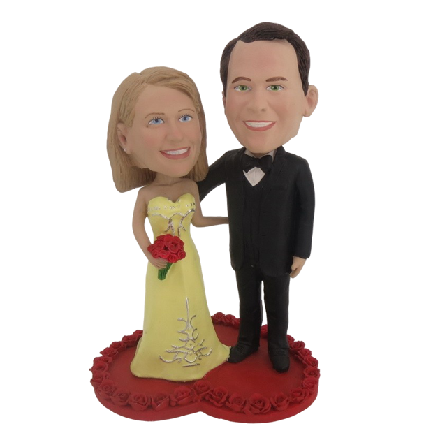 Picture of Custom Bobblehead Doll: Wedding Couple On Heart