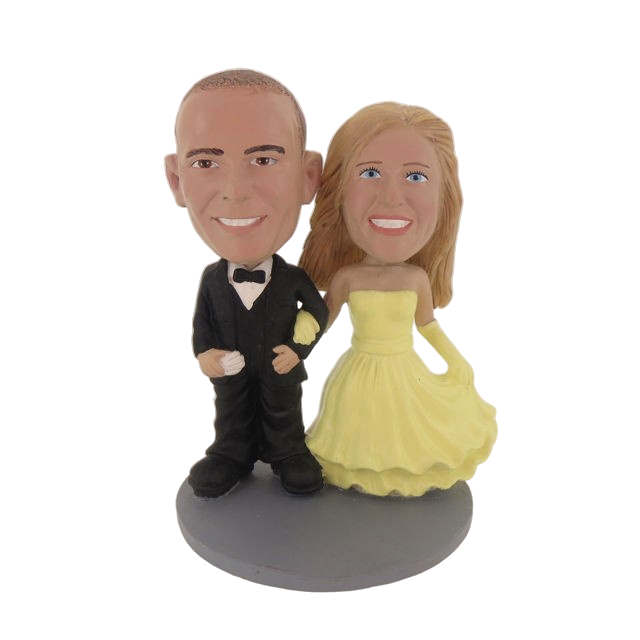Picture of Custom Bobblehead Doll: Arms Linked Bride And Groom